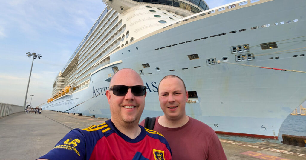 The Curious Tourists on Anthem of the Seas