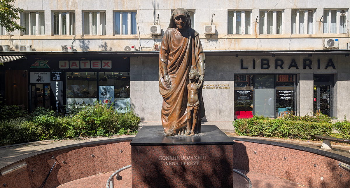 A bronze statue of Mother Teresa on the main boulevard in Pristina