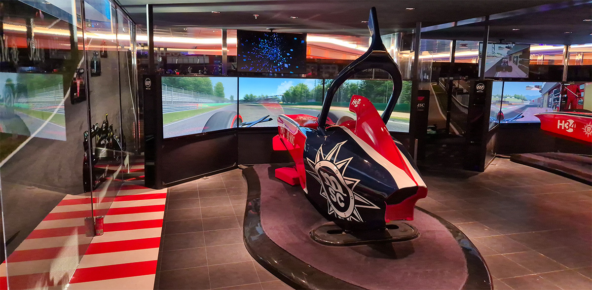 MSC Formula Racer F1 simulator arcade game